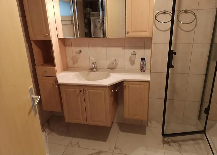 圣克鲁瓦大别墅 别墅 *